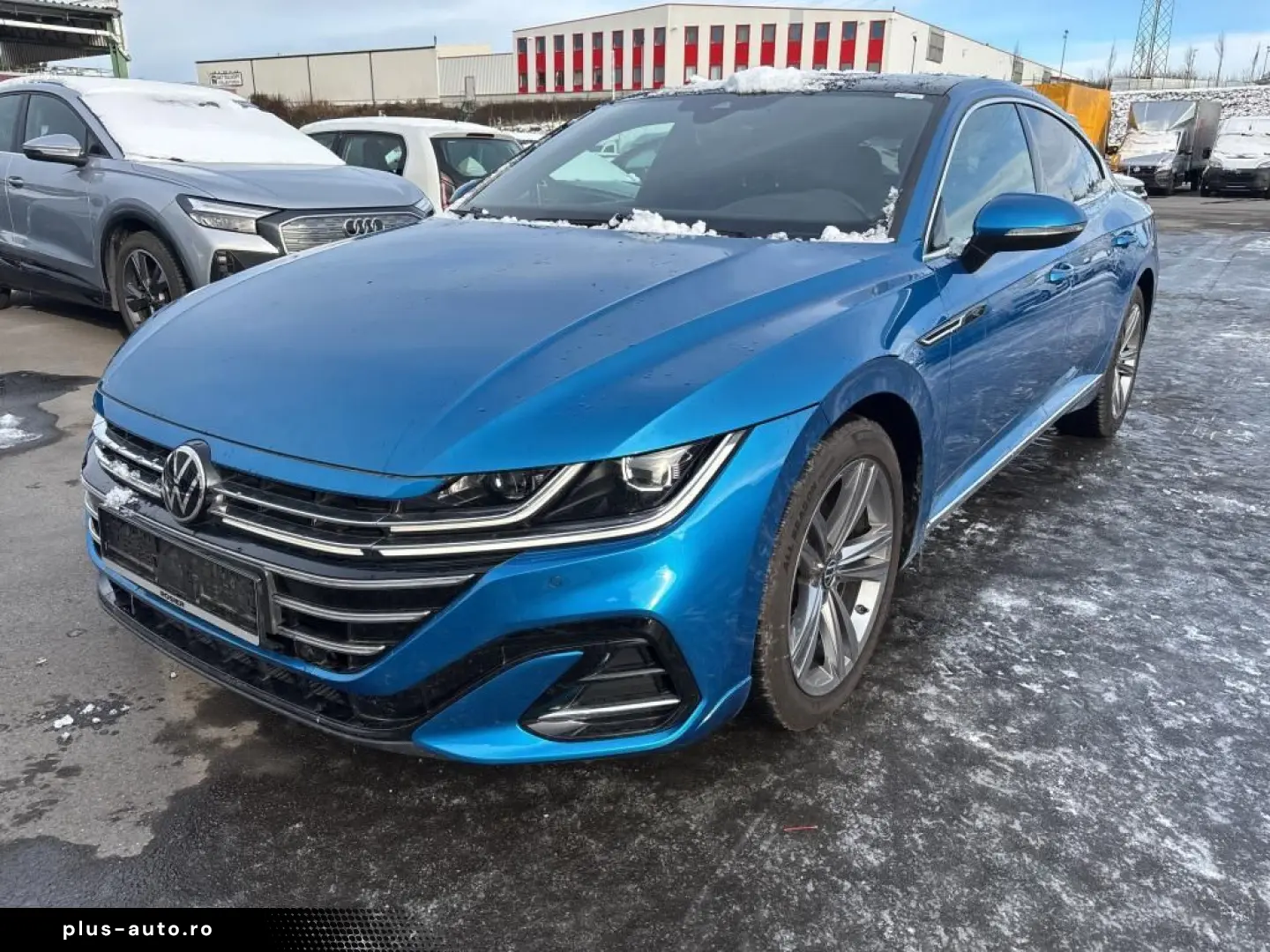 VW Arteon 2.0 TSI R-LINE PANO AHK HEAD-UP KAM LEDER