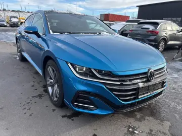 VW Arteon 2.0 TSI R-LINE PANO AHK HEAD-UP KAM LEDER