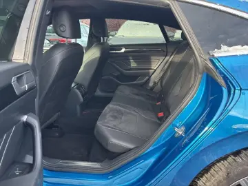 VW Arteon 2.0 TSI R-LINE PANO AHK HEAD-UP KAM LEDER