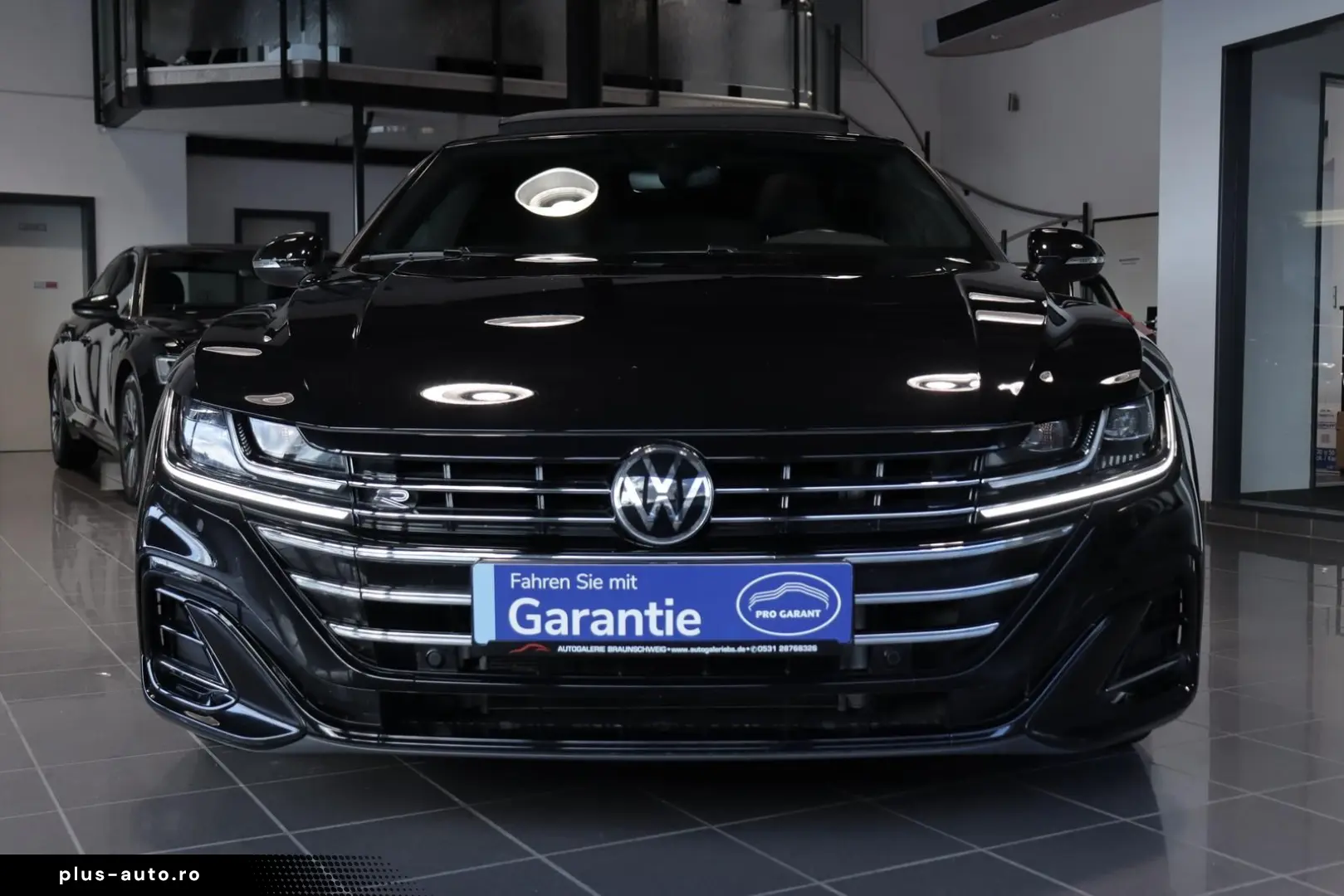 VW Arteon 2.0 TSI DSG R-LINE  PANO VIRTUAL ACC CAM
