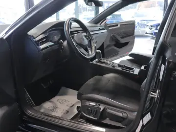 VW Arteon 2.0 TSI DSG R-LINE  PANO VIRTUAL ACC CAM