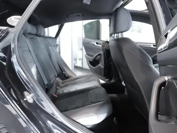 VW Arteon 2.0 TSI DSG R-LINE  PANO VIRTUAL ACC CAM