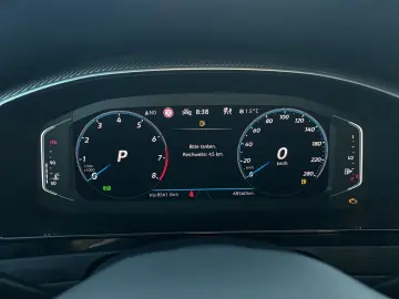 VW Arteon 2.0 TSI R-Line  DSG PANORAMA NAVI