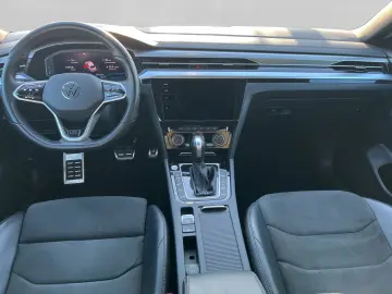 VW Arteon 2.0 TSI R-Line  DSG PANORAMA NAVI