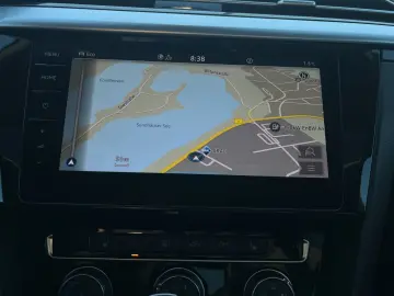 VW Arteon 2.0 TSI R-Line  DSG PANORAMA NAVI