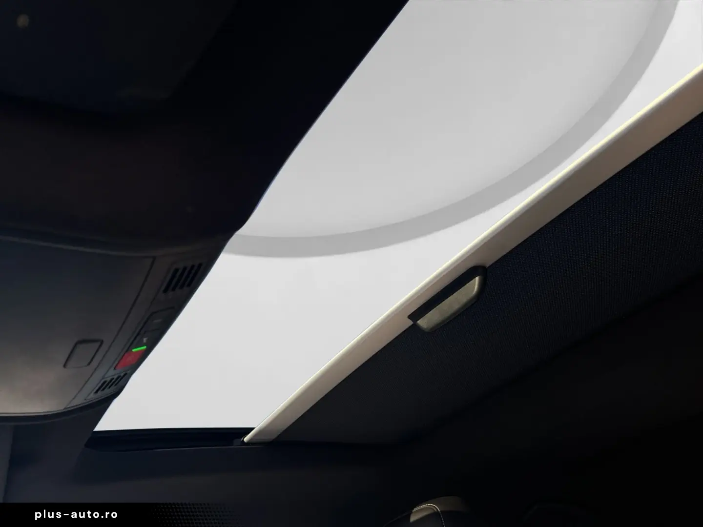 VW Arteon 2.0 TSI R-Line  DSG PANORAMA NAVI