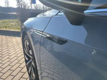 VW Arteon 2.0 TSI R-Line  DSG PANORAMA NAVI