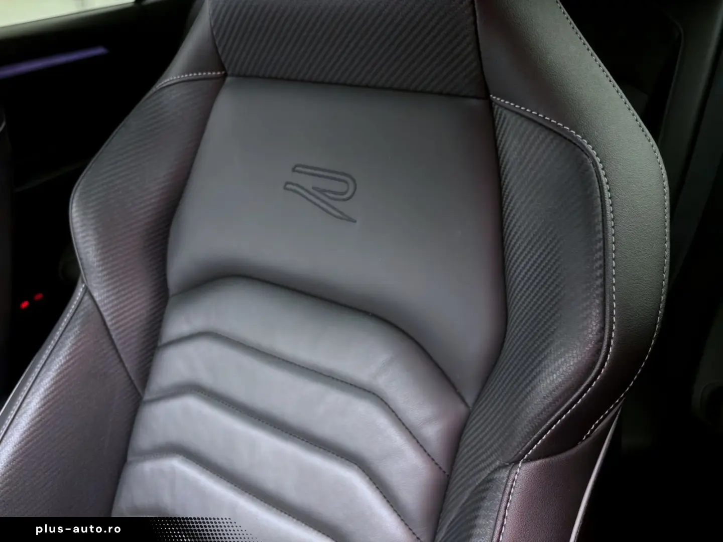 VW Arteon 2.0 TDI DSG R-LINE STDHZG PANO NAVI IQ.LI