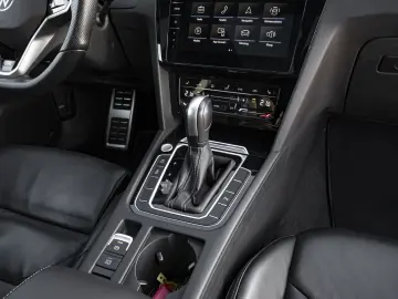 VW Arteon 2.0 TSI  R-Line LED Navi Leder Pano HuD P