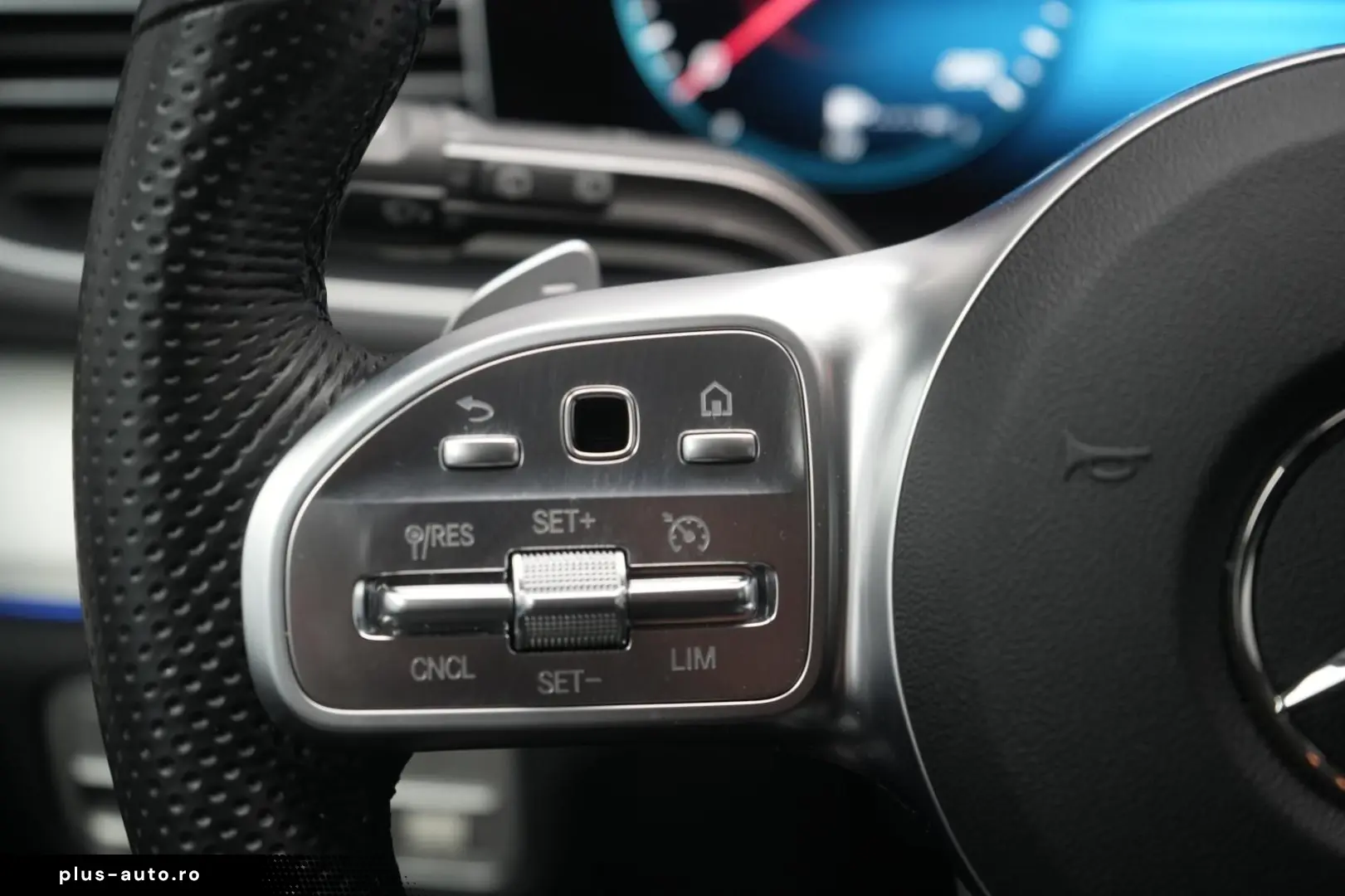 MERCEDES-BENZ GLE 400 d 4Matic 9G-Tronic Navi Kamera Lane