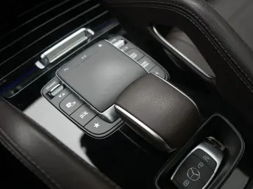 MERCEDES-BENZ GLE 400 d 4Matic 9G-Tronic Distronic HUD P