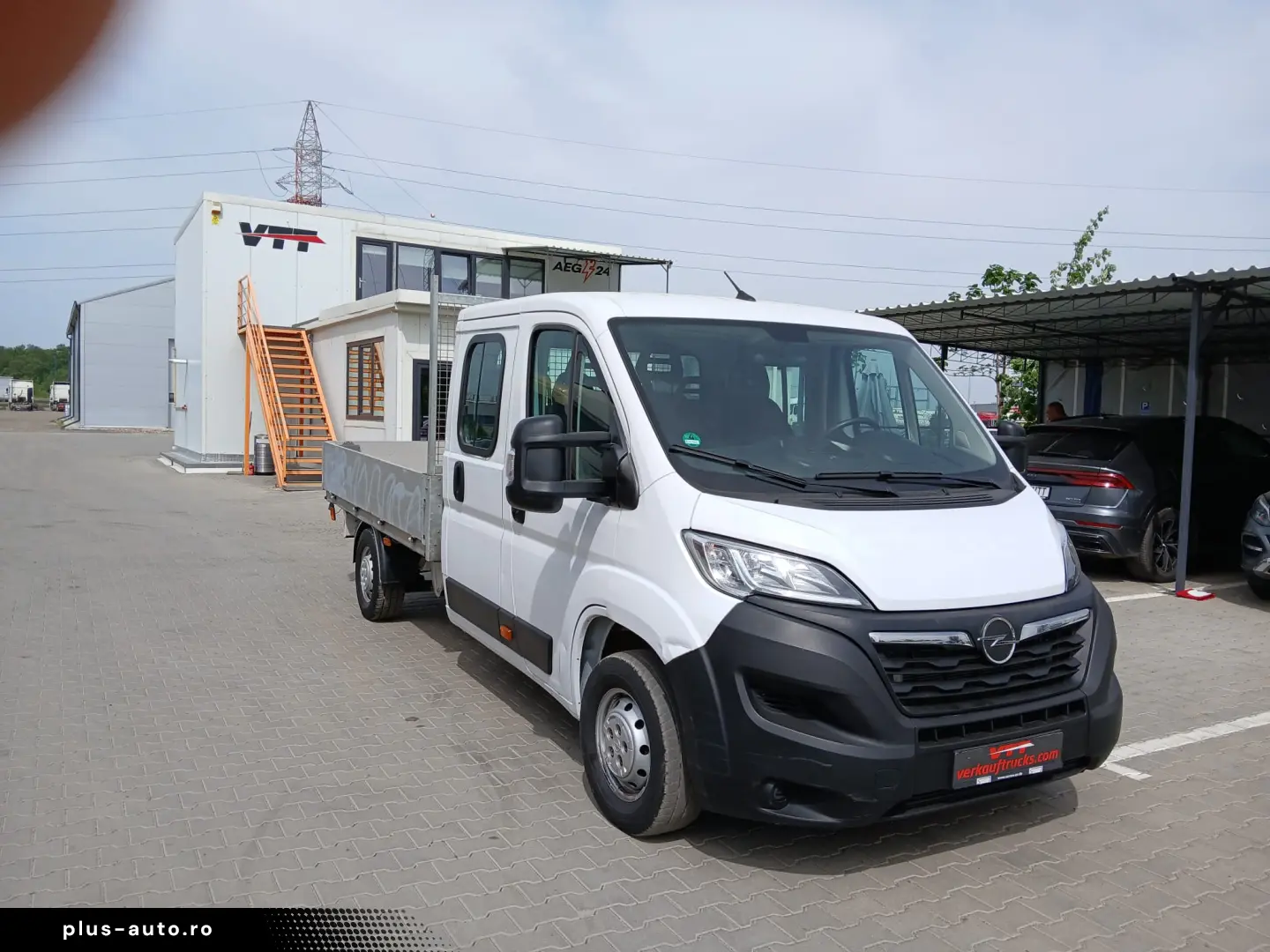 Opel Movano