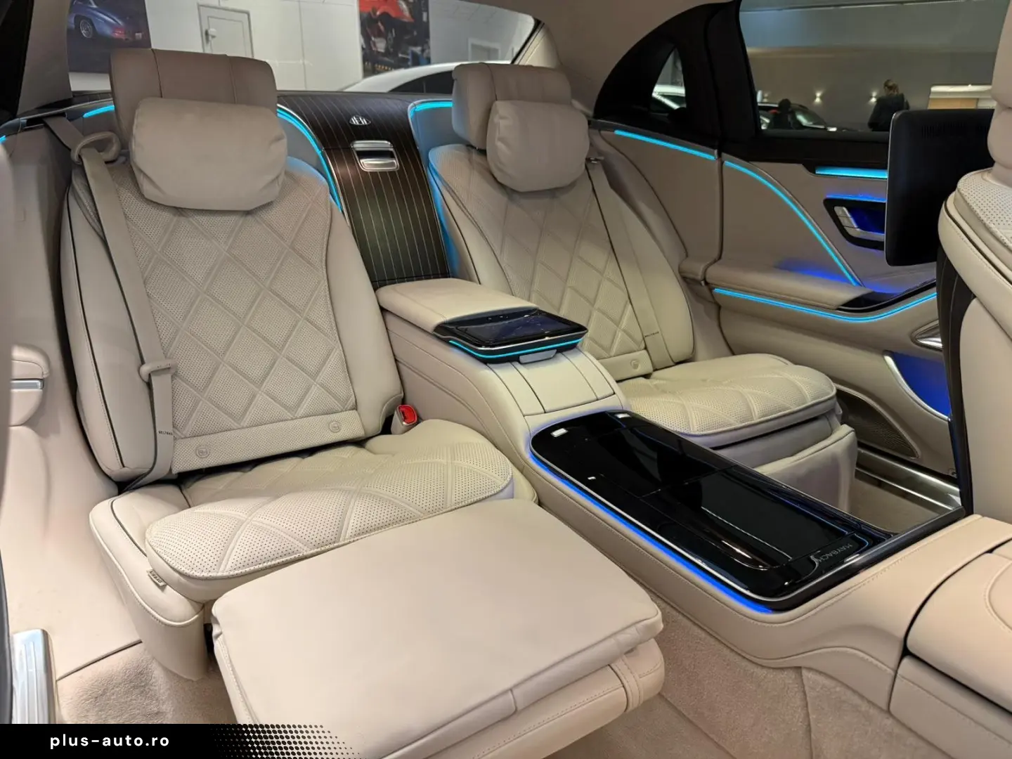 MERCEDES-BENZ S 680 Maybach TWO TONE RED GOLD 4 SEAT&hellip;