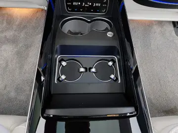 MERCEDES-BENZ Maybach S 680 4Matic DISTR HUD PANO Hi&hellip;