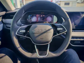 Skoda Octavia 2.0 TDI DSG Selection 150 CP