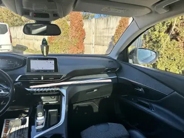 Peugeot 3008 2019 145.000 KM Masaj Incalzire Rate Garantie