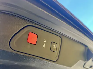 Peugeot 3008 2019 145.000 KM Masaj Incalzire Rate Garantie