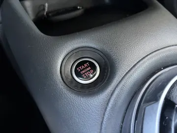 Nissan Juke 1.0 DIG-T DCT N-Connecta