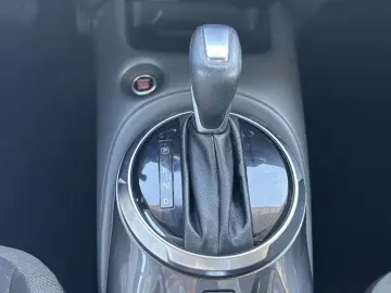 Nissan Juke 1.0 DIG-T DCT N-Connecta