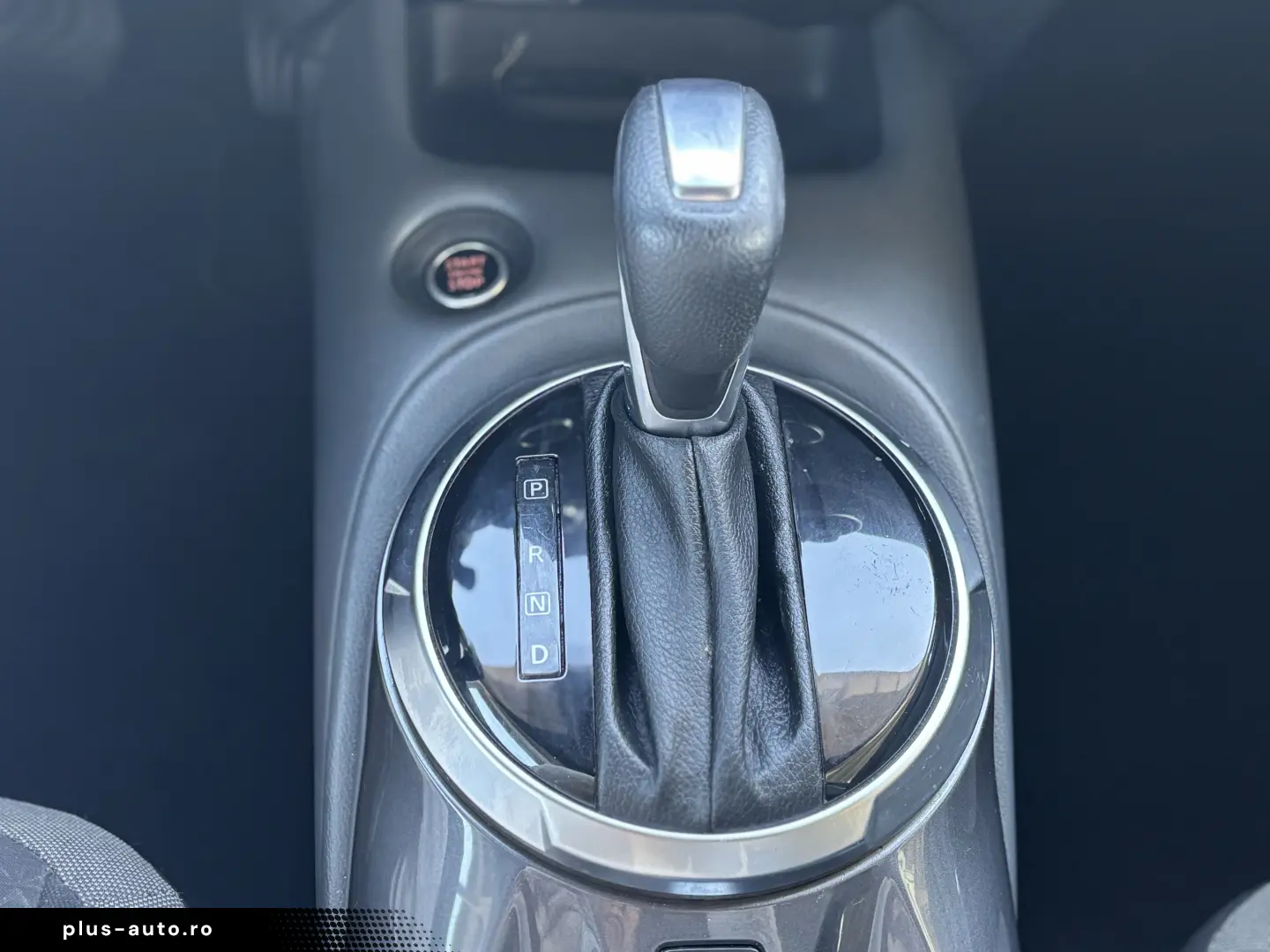 Nissan Juke 1.0 DIG-T DCT N-Connecta