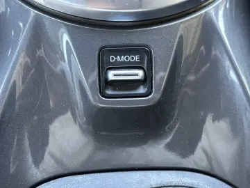 Nissan Juke 1.0 DIG-T DCT N-Connecta