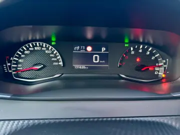 Peugeot 2008 1.2 PureTech Allure