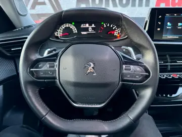 Peugeot 2008 1.2 PureTech Allure