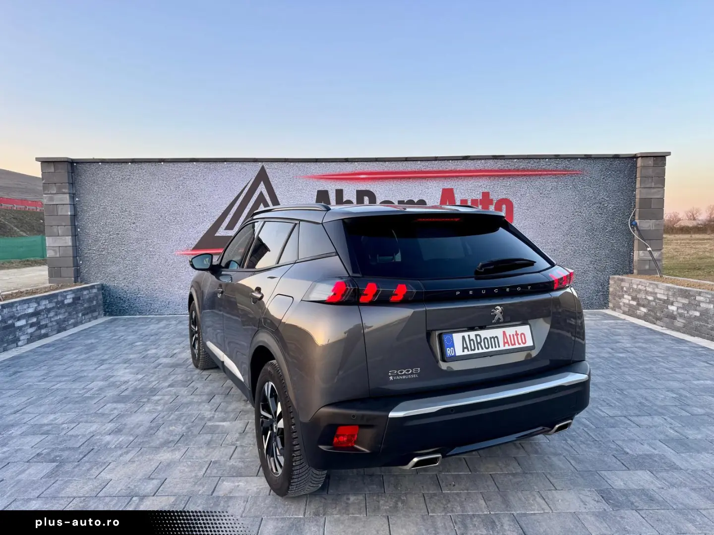 Peugeot 2008 1.2 PureTech Allure