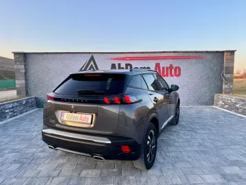 Peugeot 2008 1.2 PureTech Allure