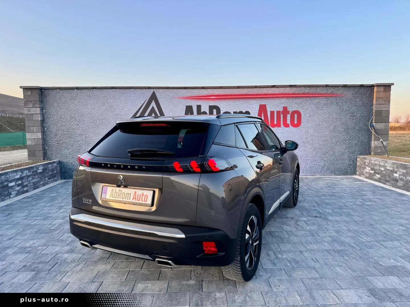 Peugeot 2008 1.2 PureTech Allure