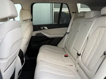 BMW X5 xDrive30d  INDIVIDUAL 360  LASER DAPro