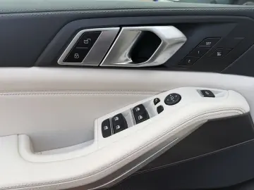 BMW X5 xDrive30d  INDIVIDUAL 360  LASER DAPro