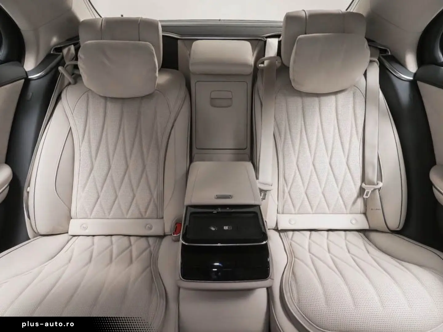 MERCEDES-BENZ S 63 AMG E Performance GOLD macchiato &hellip;