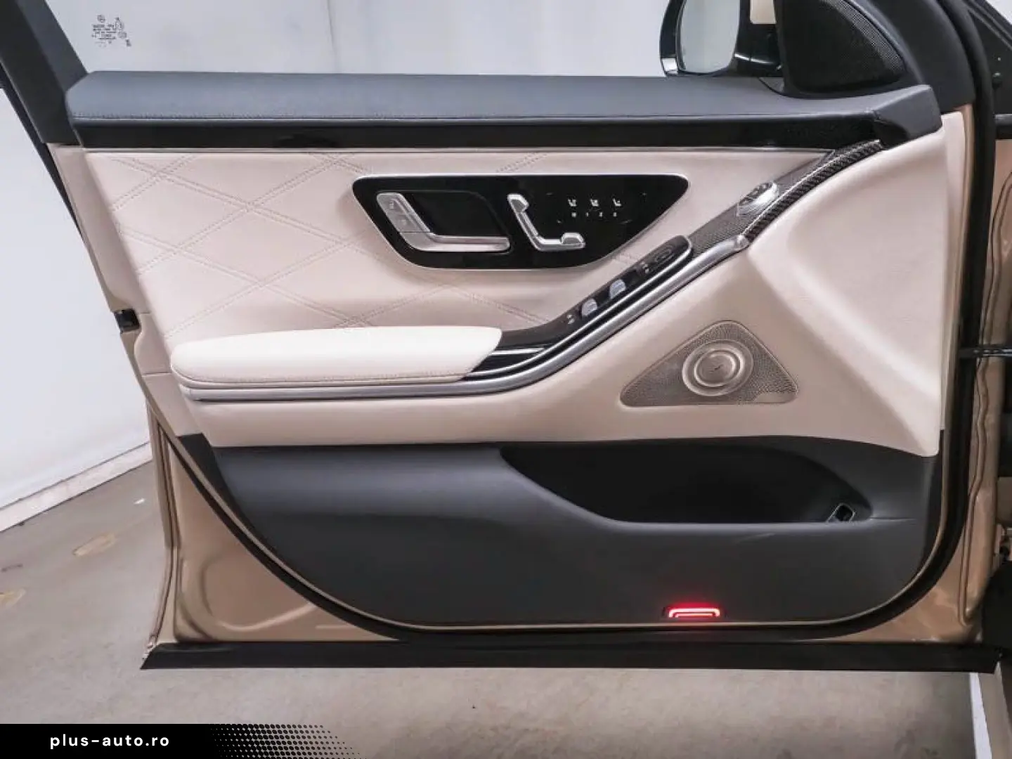 MERCEDES-BENZ S 63 AMG E Performance GOLD macchiato &hellip;