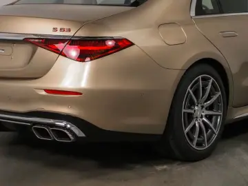 MERCEDES-BENZ S 63 AMG E Performance GOLD macchiato &hellip;