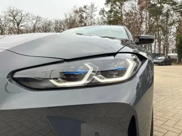 BMW M4 xDrive Coupe 50 Jahre Edition