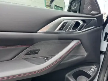 BMW M4 Coupe CS M-Drivers