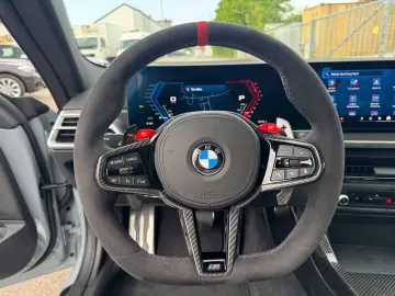 BMW M4 Coupe CS M-Drivers