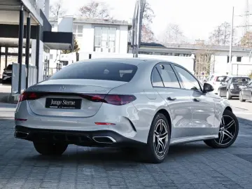 MERCEDES-BENZ E 400 e 4M AMG Night Panorama Distronic 360