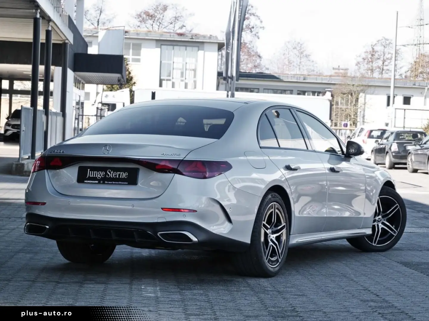 MERCEDES-BENZ E 400 e 4M AMG Night Panorama Distronic 360