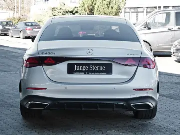 MERCEDES-BENZ E 400 e 4M AMG Night Panorama Distronic 360