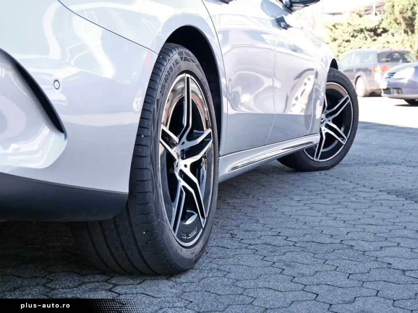 MERCEDES-BENZ E 400 e 4M AMG Night Panorama Distronic 360