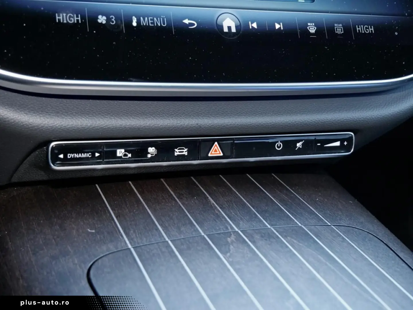 MERCEDES-BENZ E 400 e 4M AMG Night Panorama Distronic 360