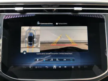 MERCEDES-BENZ E 200 4MATIC AMG Pano Burm DigitalLight