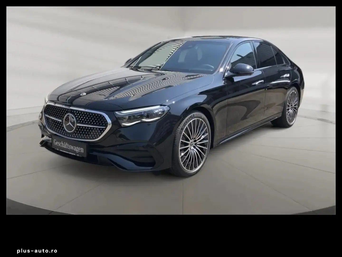 MERCEDES-BENZ E 200 4MATIC AMG Pano Burm DigitalLight