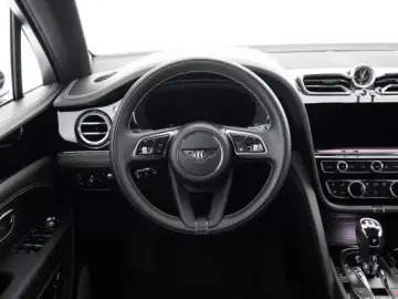 Bentley Bentayga V6 Hybrid