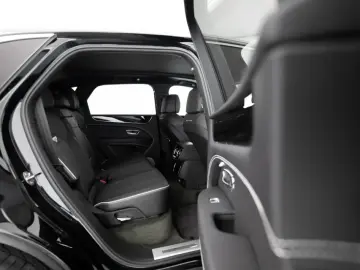 Bentley Bentayga V6 Hybrid
