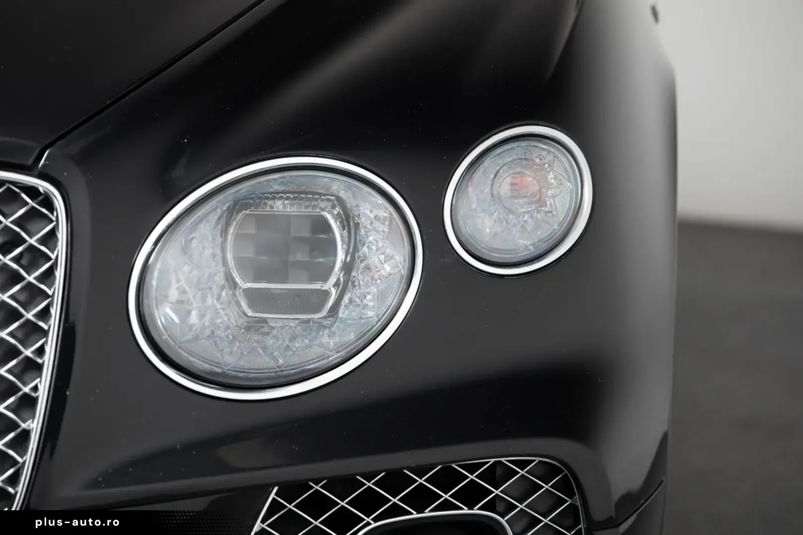 Bentley Bentayga V6 Hybrid