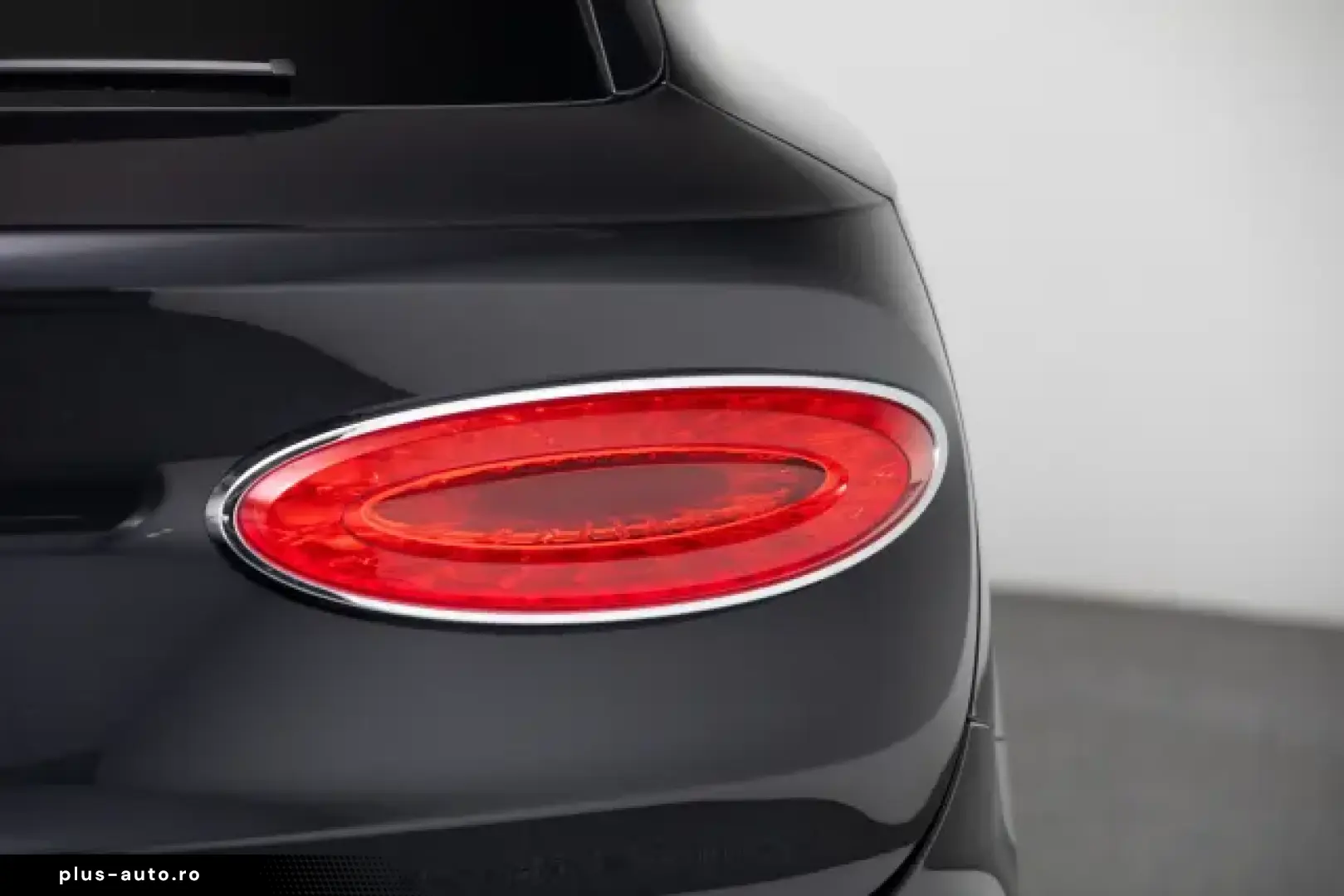 Bentley Bentayga V6 Hybrid