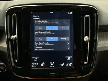 VOLVO XC40 1.5 INSCRIPTION - PLUG-IN HYBRID - INT BEJ